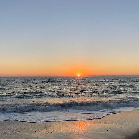 Walk To Shore Satellite Beach Condo With Ocean View المظهر الخارجي الصورة