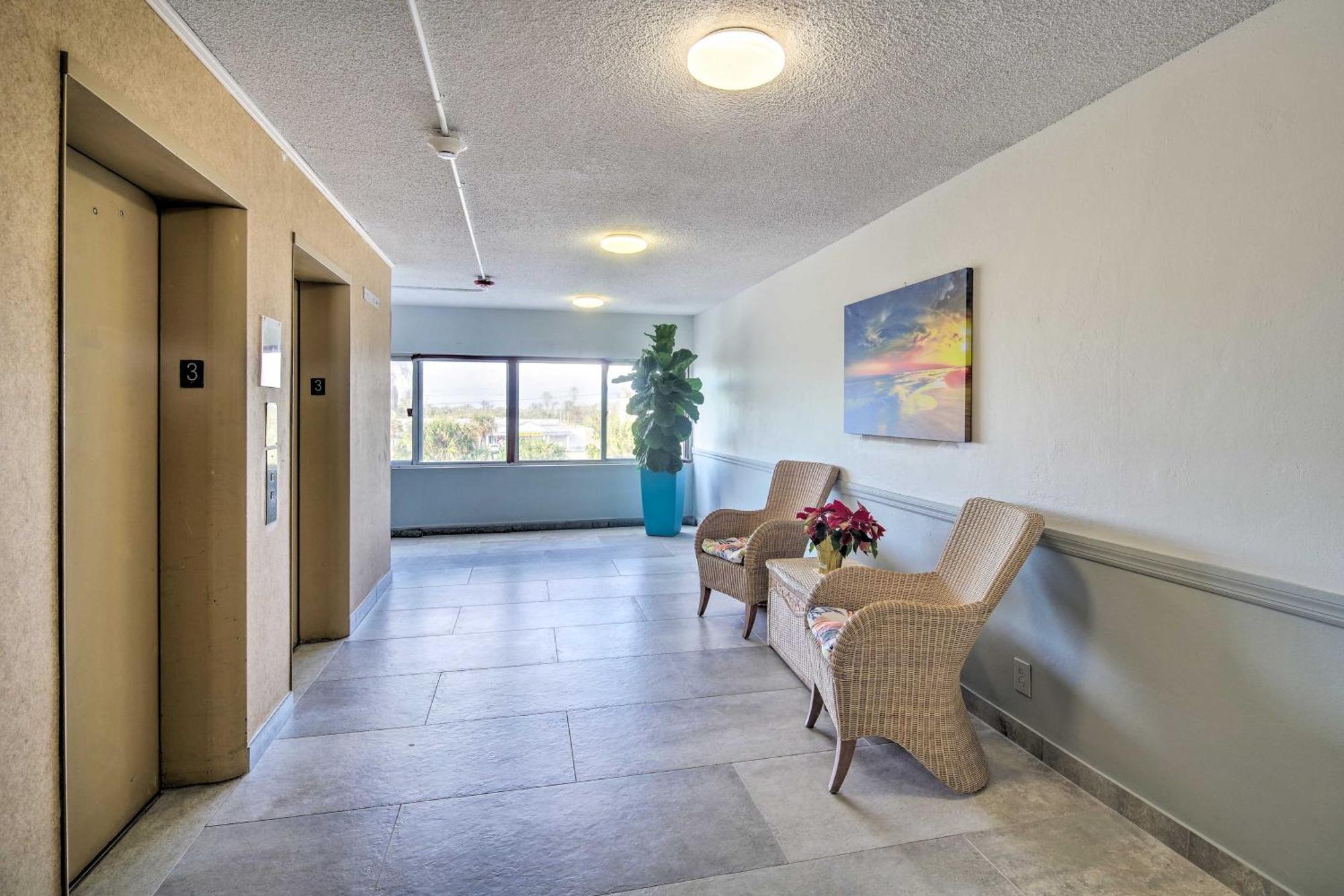 Walk To Shore Satellite Beach Condo With Ocean View المظهر الخارجي الصورة