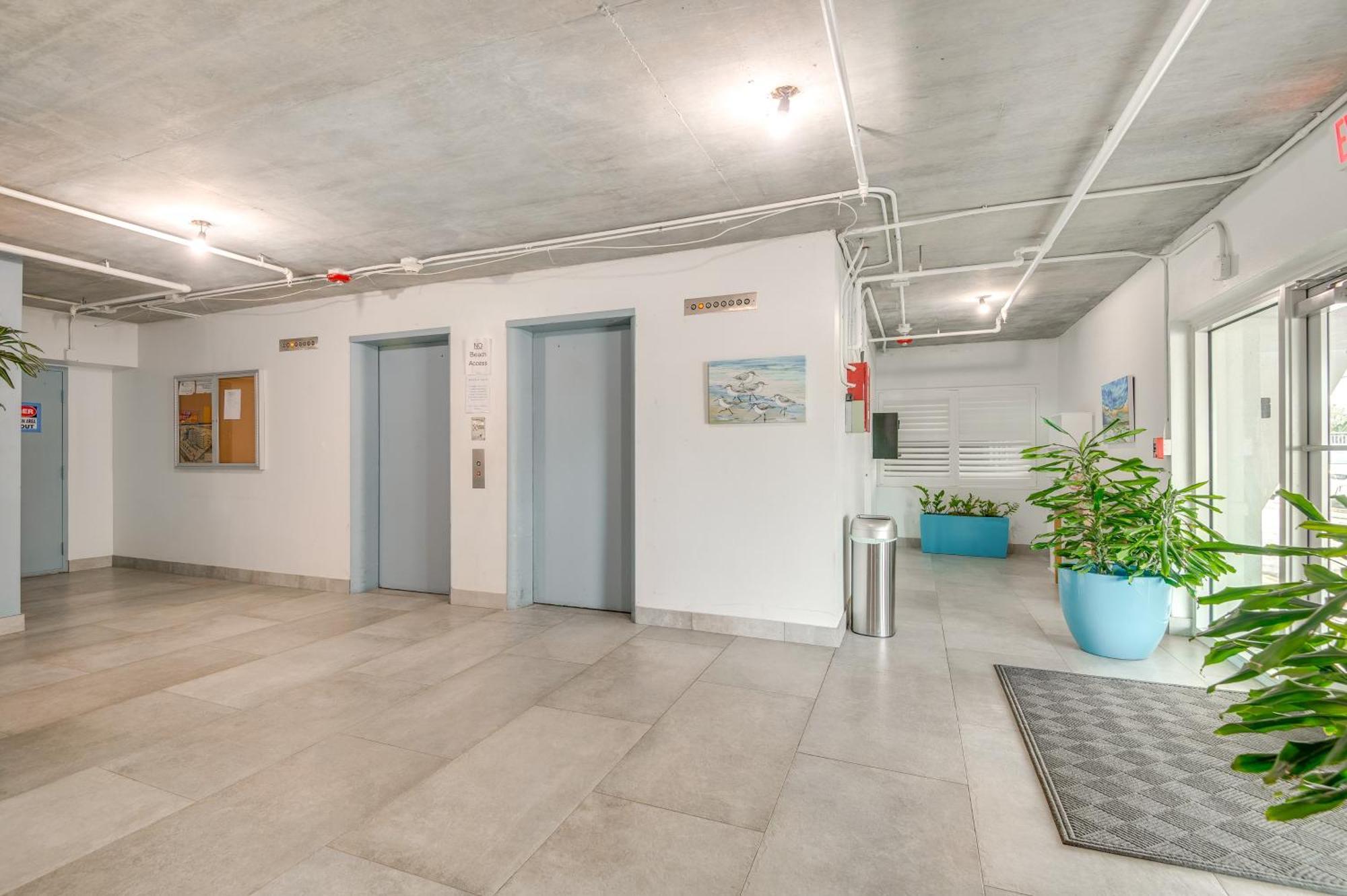 Walk To Shore Satellite Beach Condo With Ocean View المظهر الخارجي الصورة